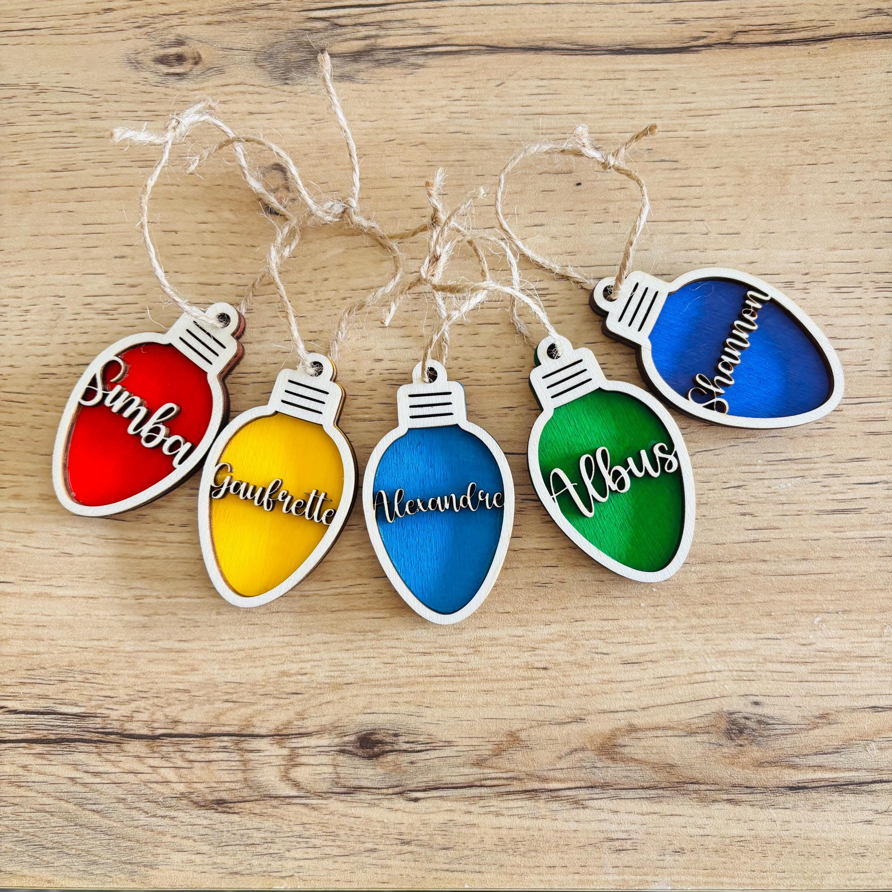 Décorations d'arbre de Noël personnalisées - votre nom, étiquette cadeau, cadeau pour lui, son mari, sa femme, maman, papa, fille, garçon, grands-parents, enfants