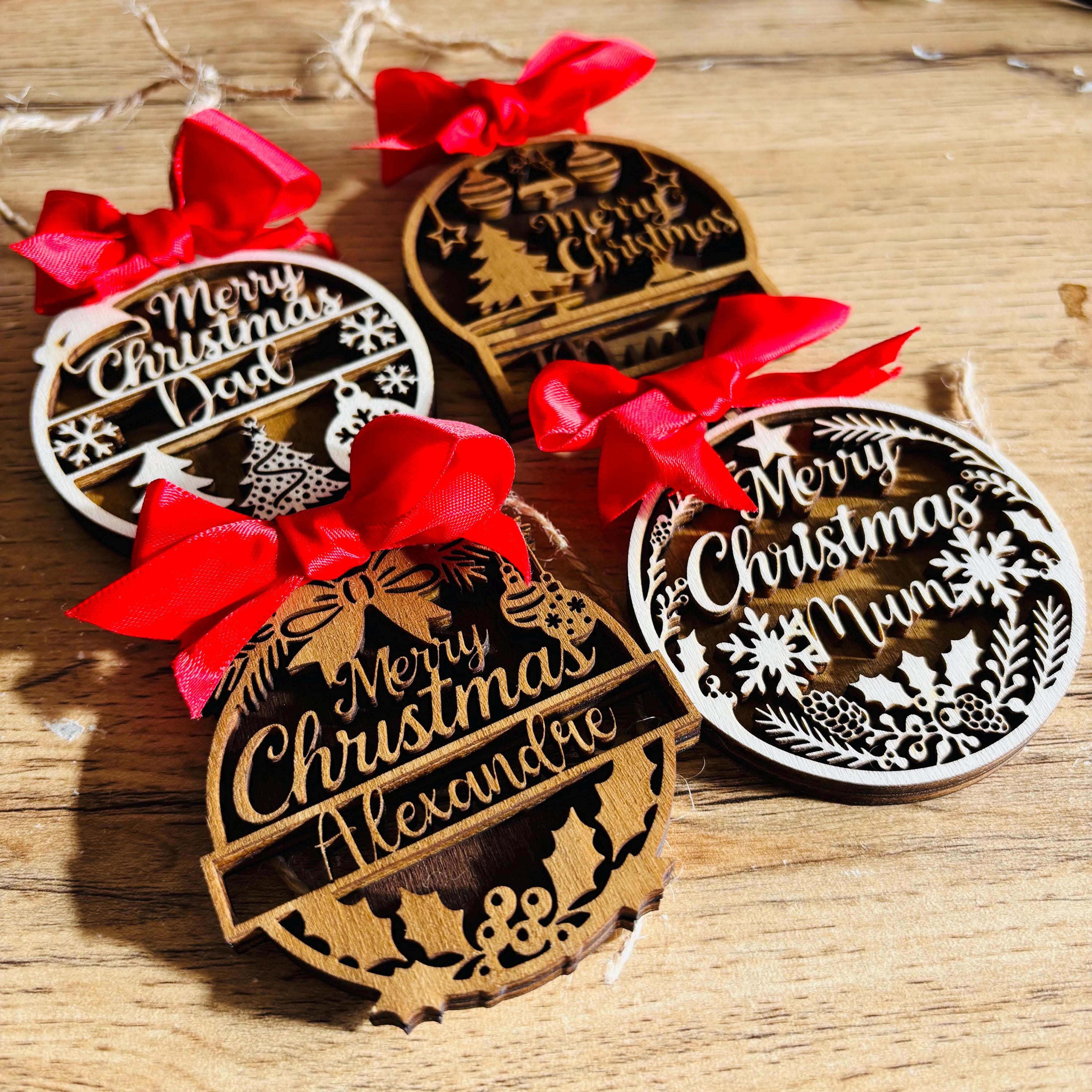 Décorations d'arbre de Noël personnalisées - votre nom, étiquette cadeau, cadeau pour lui, son mari, sa femme, maman, papa, fille, garçon, grands-parents, enfants